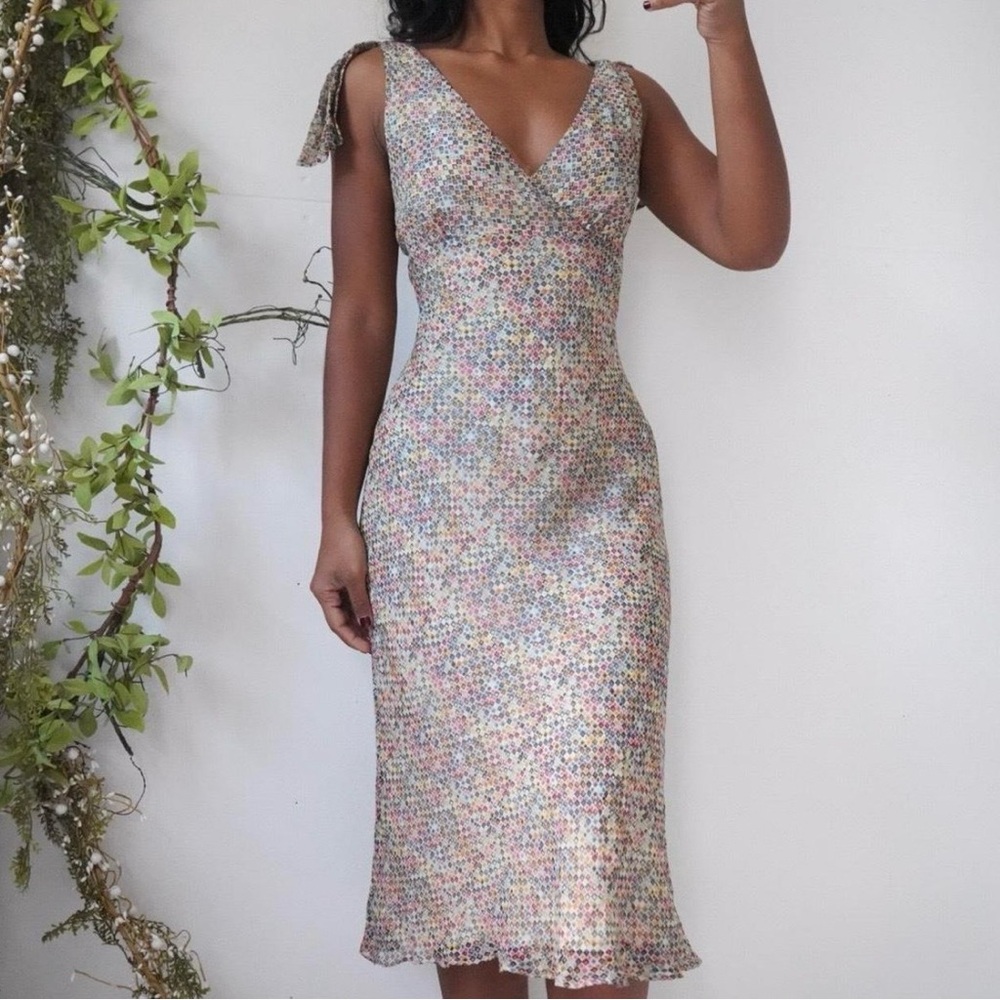 100% Silk Vintage BCBG Dress